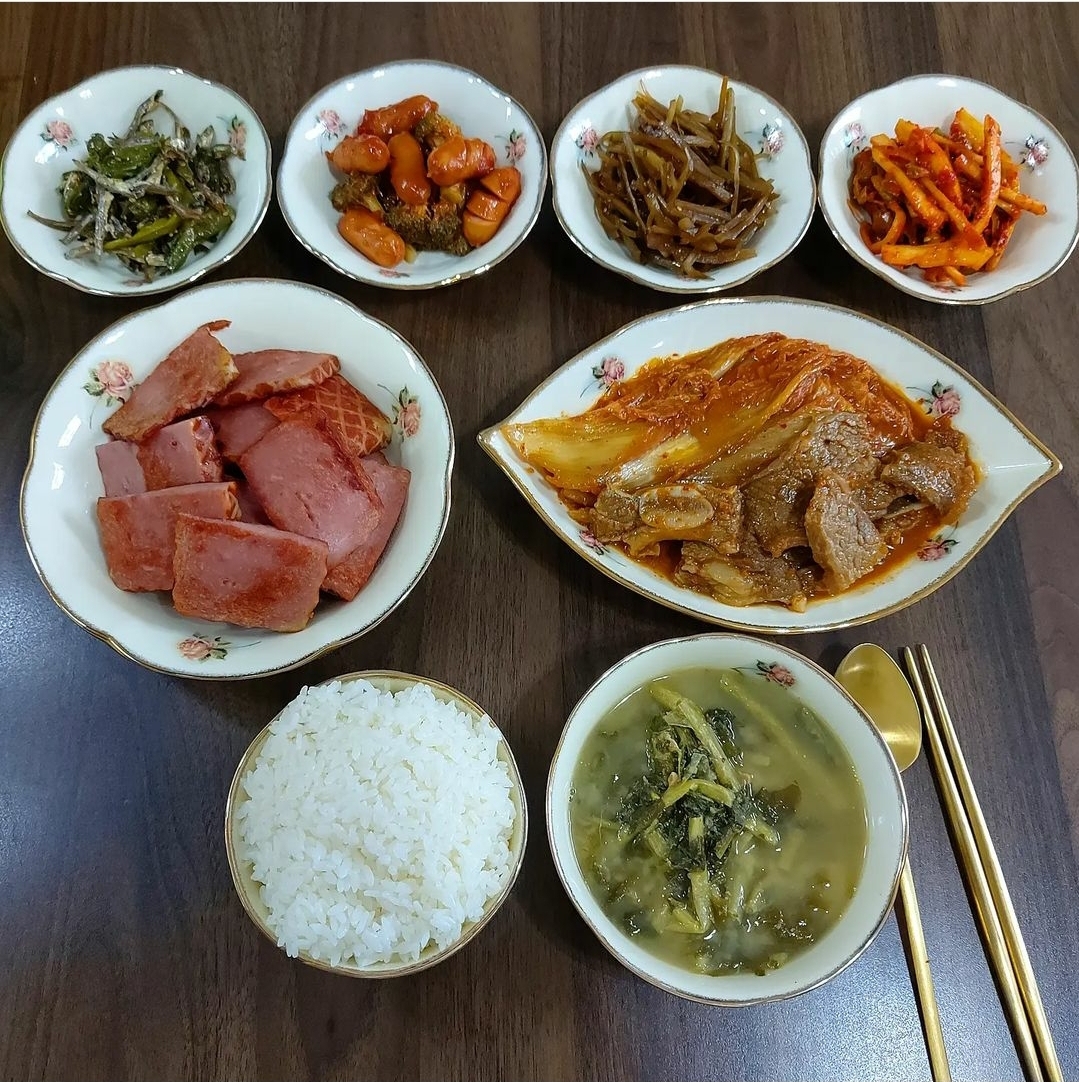 내일 점심으로 가장 먹고 싶은 한끼정식은? | 인스티즈