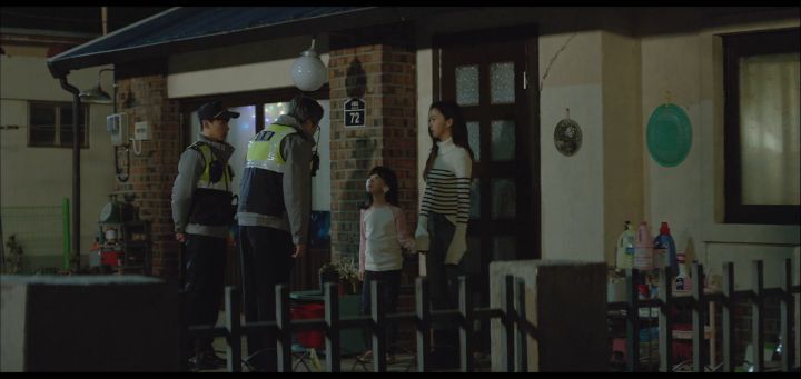 "아이의 엄마가 되어주고 싶었는데 유괴범이 되었어요...전 아이의 엄마가 될 수 있을까요??" | 인스티즈