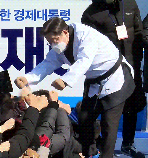 이재명 지키는 한준호 모음 | 인스티즈