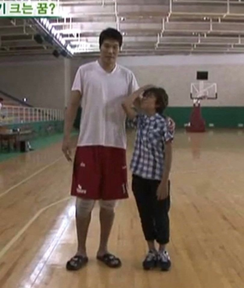 몇달 전 트위터를 핫하게 달궜던 '아이돌 세계관 붕괴 조합 모음' | 인스티즈