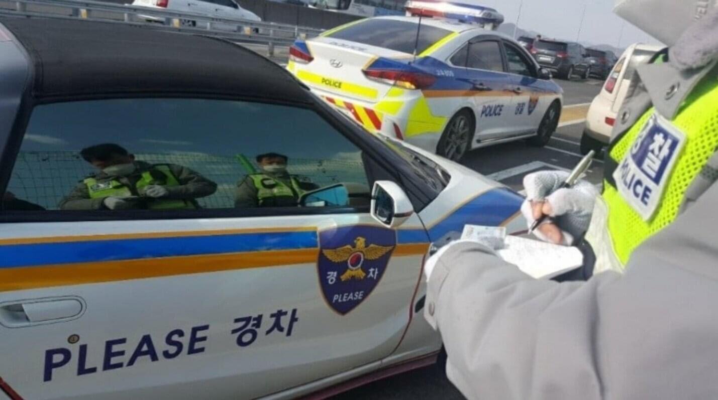 09d2b5a2a516cb509a59af0e962ef36811e9aa09