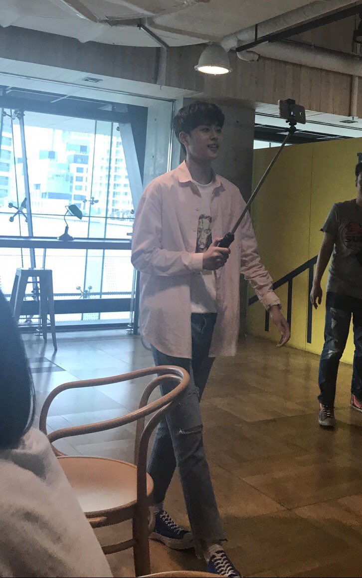 유선호 키 181cm인데 사람들이 작은 줄 아는 이유...jpg | 인스티즈