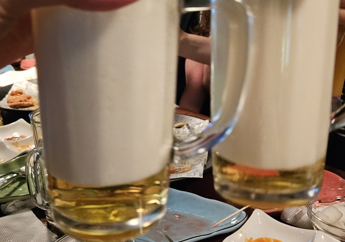 나 회식자리에서 맥주따른거 볼사람 | 인스티즈