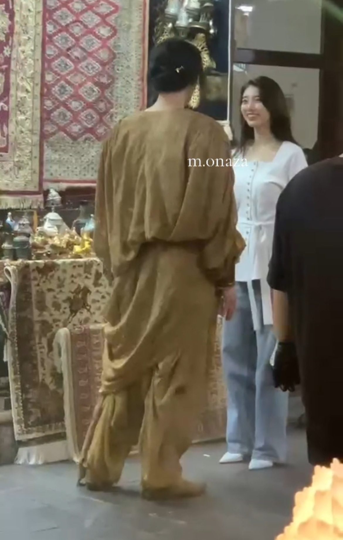 김우빈 수지 두바이 촬영 목격짤 다 이루어질지니 | 인스티즈