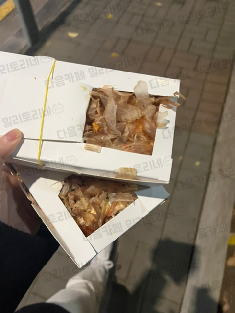 와 타코야키 사장님 트럭 개큰걸로 바꾸셧어 | 인스티즈