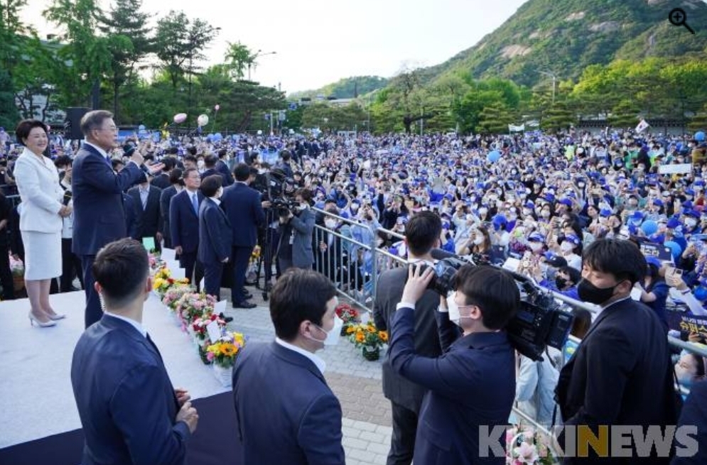 불과 며칠 전까지 이렇게 말씀하셨는데 오늘"저 다시 출마할까요?"라고 하셨어 | 인스티즈