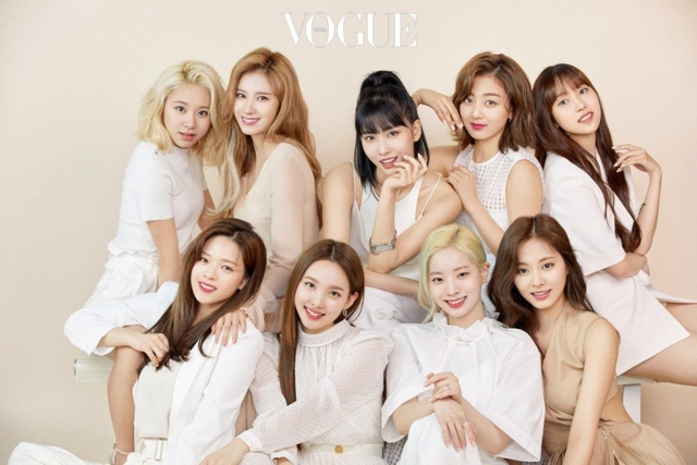 여자아이돌 제작자들에게 어느샌가 강박으로 자리잡힌 거 같은 공식 중 하나.jpg | 인스티즈