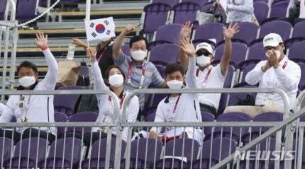 도쿄에서 양궁 대표팀과 찐사랑으로 함께하고 있는 정의선 양궁협회회장 | 인스티즈