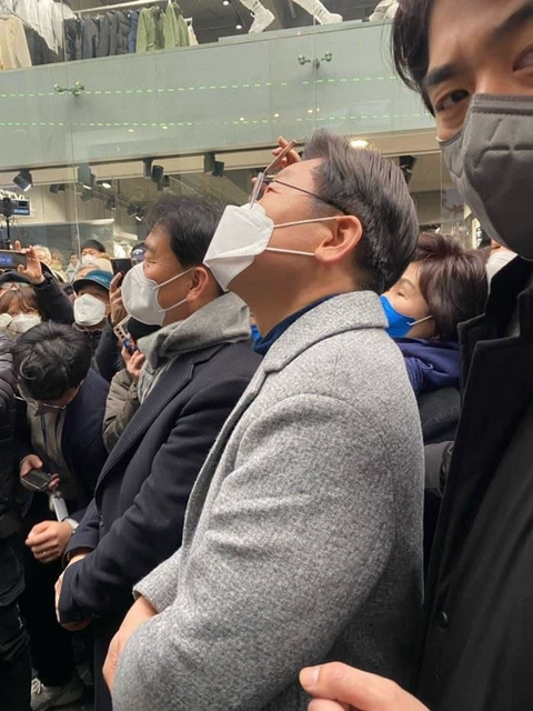 이재명 지키는 한준호 모음 | 인스티즈