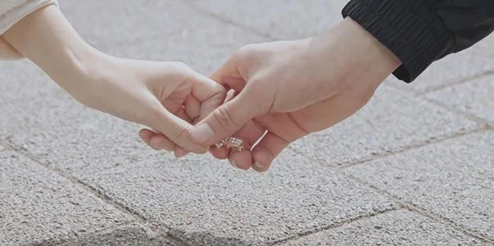 [XXXY] 오늘 방영한 무성애자 엄마와 게이 아빠 사이에서 인터섹스 양성으로 살아가는 10대 이야기 | 인스티즈