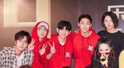 몇달 전 트위터를 핫하게 달궜던 '아이돌 세계관 붕괴 조합 모음' | 인스티즈