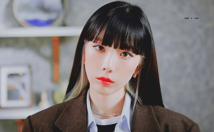 사계에 이어 사람마다 갈린다는 태연 신곡"What Do I Call You"킬링파트.gif | 인스티즈