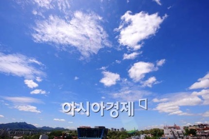 2010년 3~5월 하늘 vs 2024년 요새 하늘 | 인스티즈
