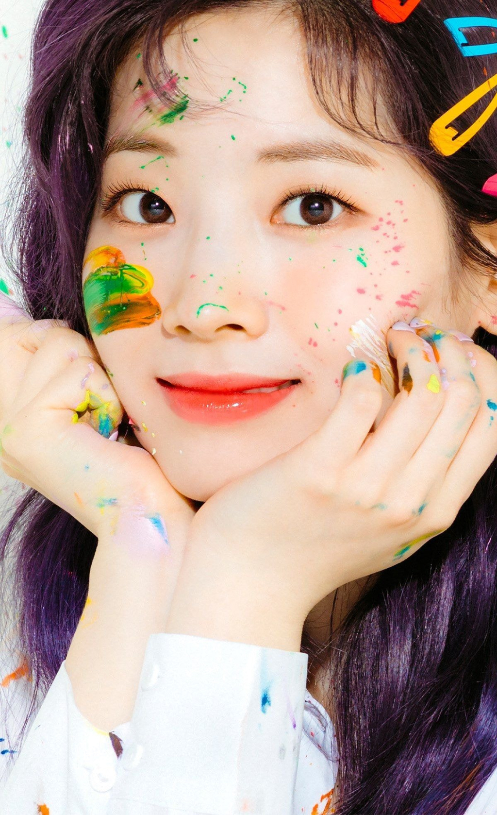 메이크업샵 2개로 나뉜 트와이스 멤버별 물감 들이부은 차이 | 인스티즈