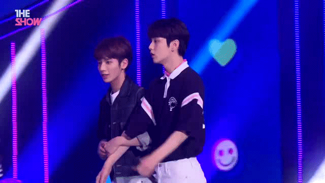 팔짱 낀다고 친해졌다고 착각하면 안 되는 이유.jpg | 인스티즈