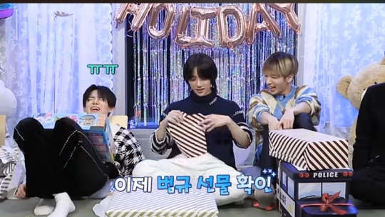 선물이 노트북 이라해서 서로 가지러고 싸운결과 | 인스티즈