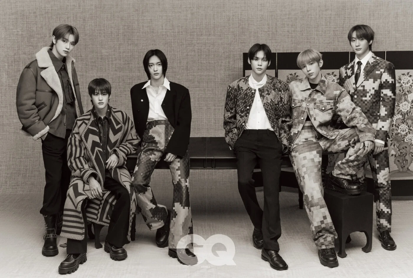 SM이 비슷한 시기에 신인그룹을 2팀이나 내보냈는데도 서로 팬층 파이를 안뺏어간 이유 | 인스티즈