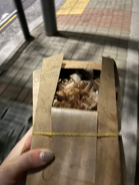 와 타코야키 사장님 트럭 개큰걸로 바꾸셧어 | 인스티즈
