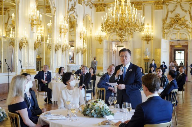 文이 오스트리아를 방문한 진짜 이유 | 인스티즈