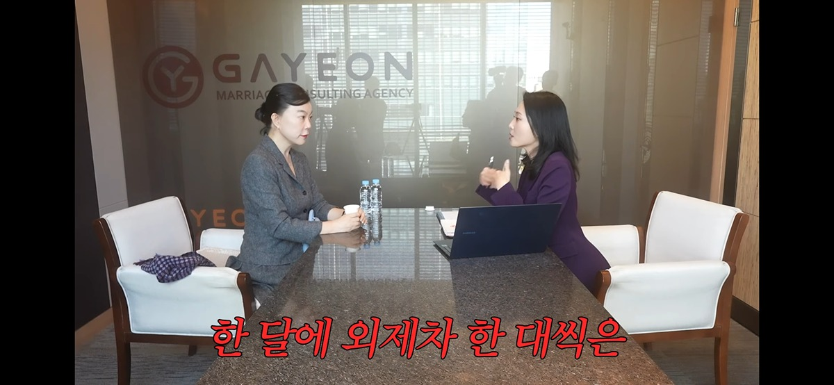 혼자 사는 게 너무 좋아서 가끔 자다가도 웃는다는 최화정.jpg | 인스티즈