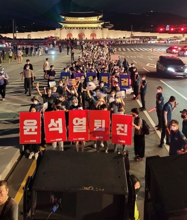 매주 열리는데도 모르는 사람많은 윤석열 퇴진시위 | 인스티즈