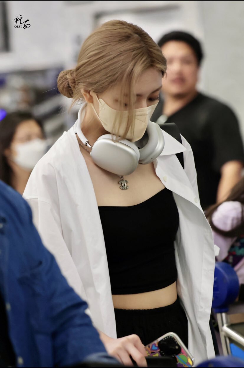 있지 멤버들이 요즘 단체로 에어팟 맥스 끼고 다니는 이유 | 인스티즈