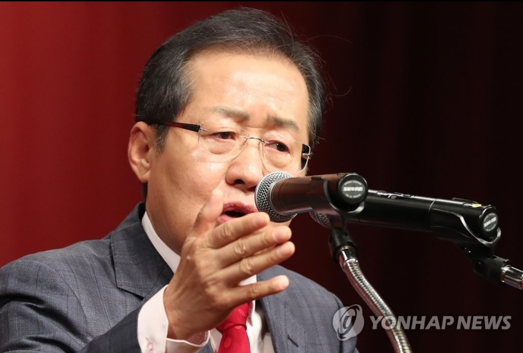 극S랑 극N이 대화하면 반드시 한쪽이 동태눈 됨.jpg | 인스티즈