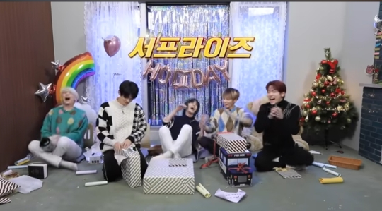 선물이 노트북 이라해서 서로 가지러고 싸운결과 | 인스티즈