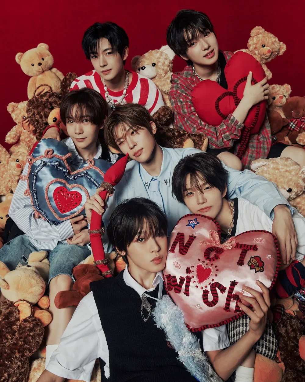 SM이 비슷한 시기에 신인그룹을 2팀이나 내보냈는데도 서로 팬층 파이를 안뺏어간 이유 | 인스티즈