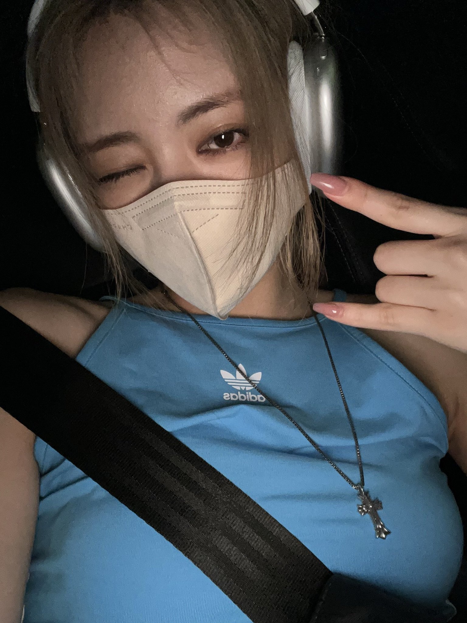 있지 멤버들이 요즘 단체로 에어팟 맥스 끼고 다니는 이유 | 인스티즈