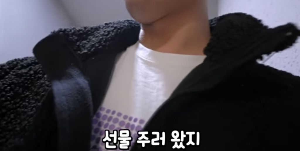 [웃소] 태훈이 고탱 주려고 만든 손만두 | 인스티즈