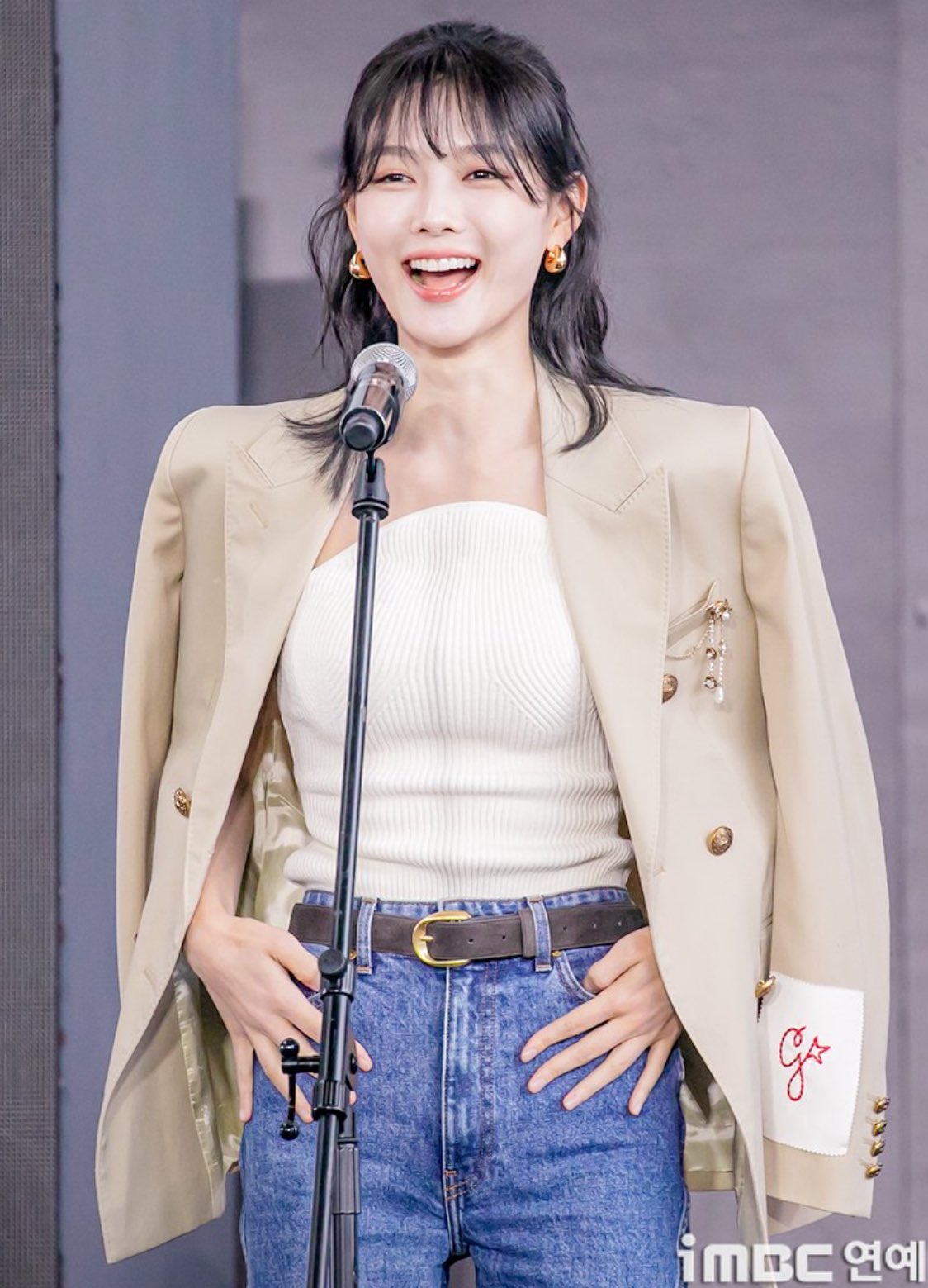 [포토] 오늘 부산국제영화제 '친애하는 X' 야외무대인사 김유정 | 인스티즈