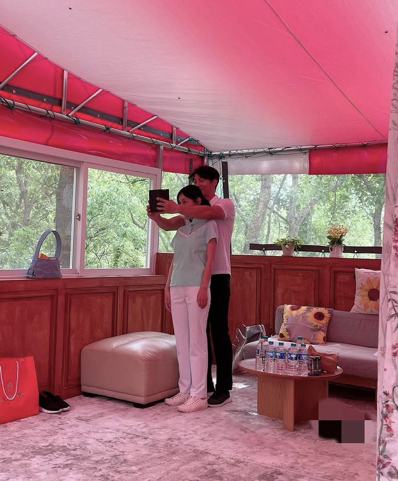 여전히 열심히 럽스타그램하는 부부 | 인스티즈