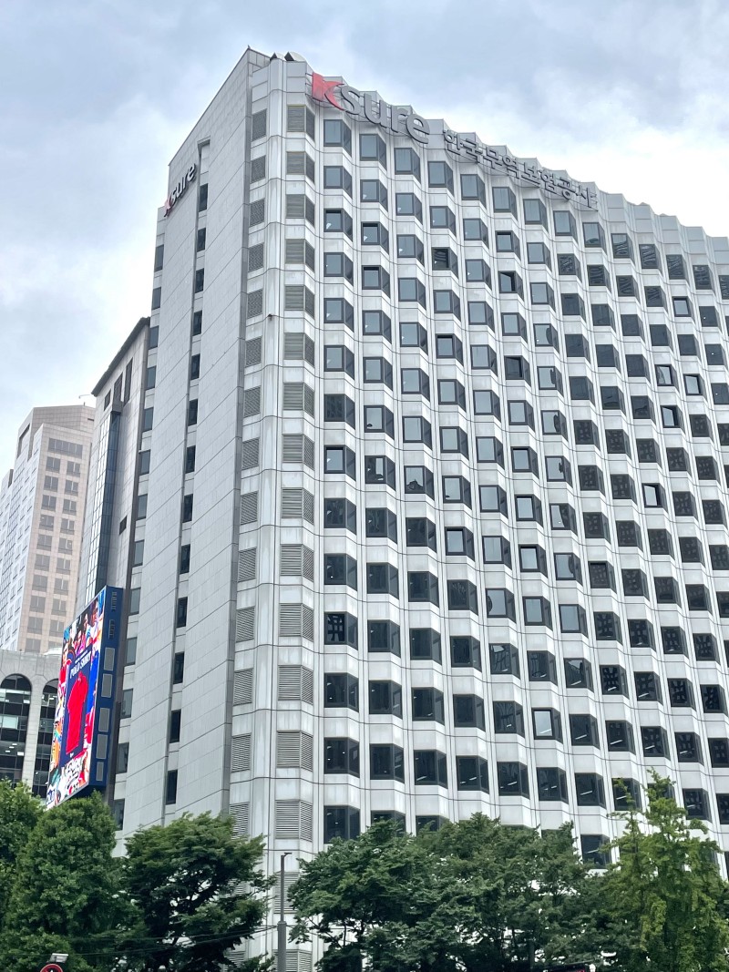 문과 학생들 사이에서 최고존엄이자 구름위에 존재한다는 직장들 | 인스티즈