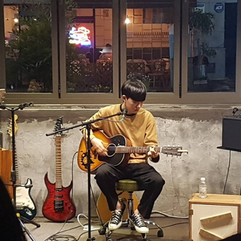 버스킹 이미지