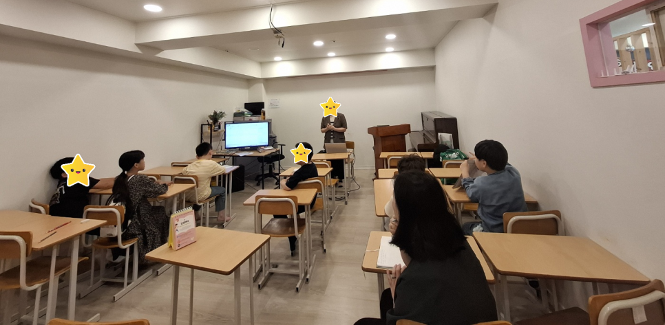 성우 이미지