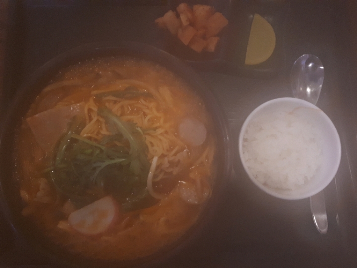 우삼겹부대전골(소)