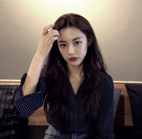 윤정 이미지