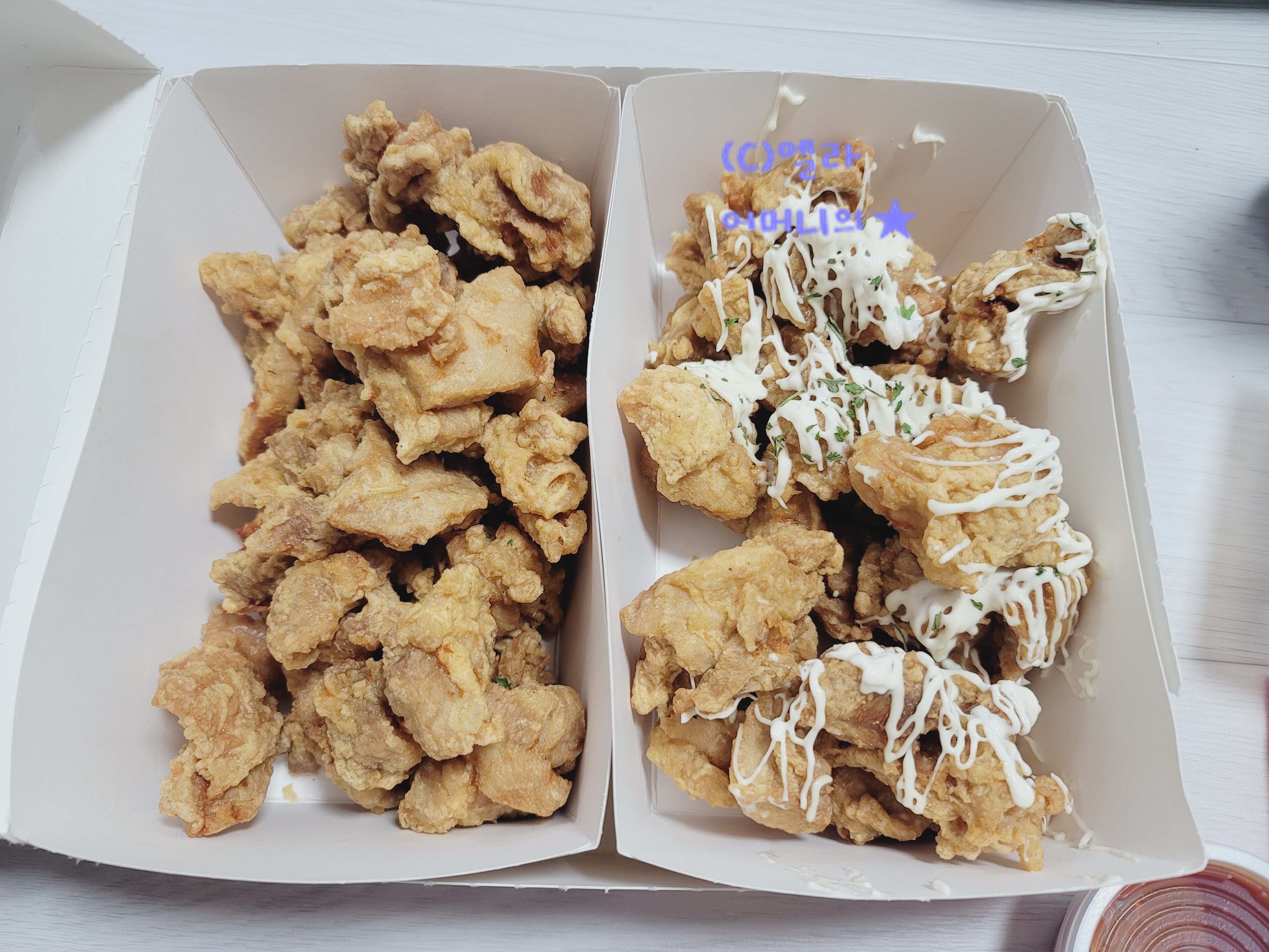 경아두마리치킨 이미지