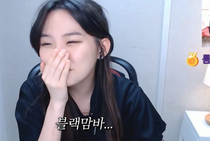 악플을 받고 슬퍼하는(?)우정잉.jpg | 인스티즈