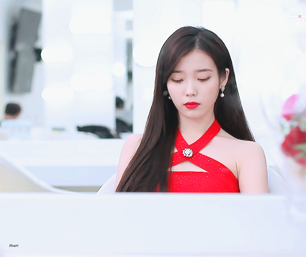 아이유.gif | 인스티즈