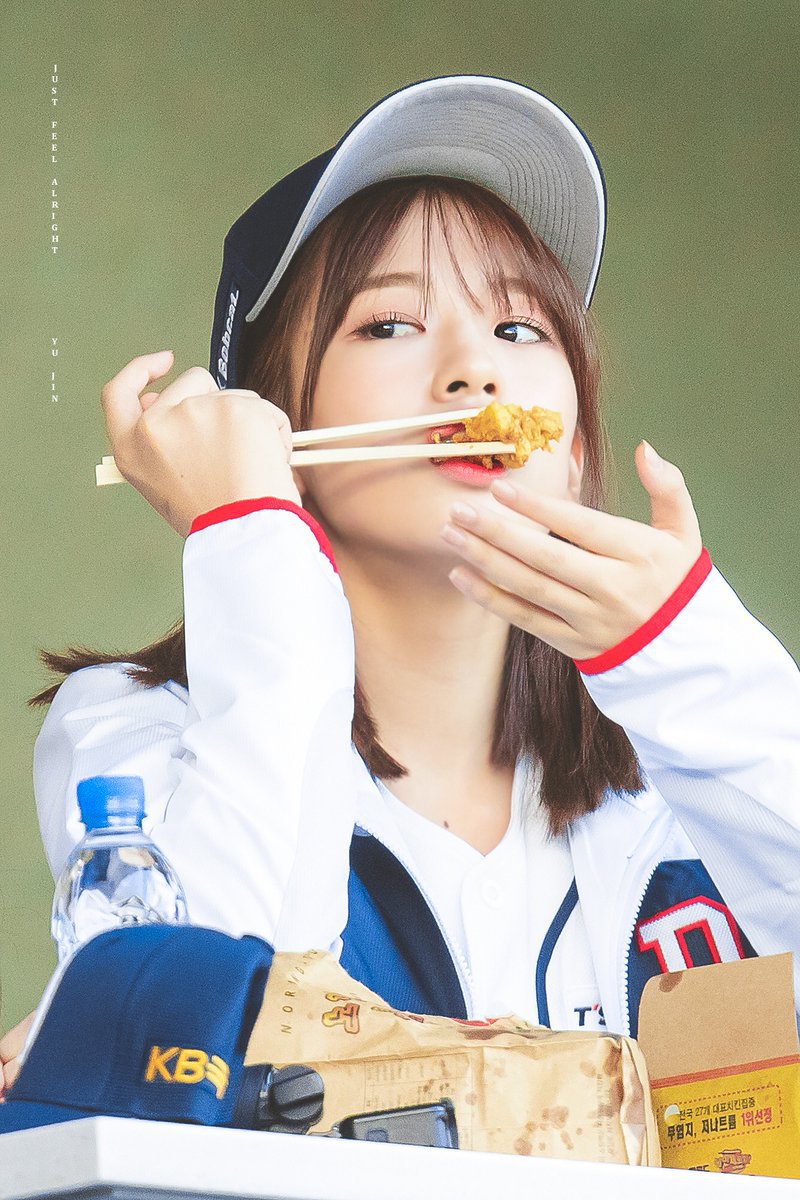 걸그룹 특이한 젓가락질....끝판왕.gif | 인스티즈