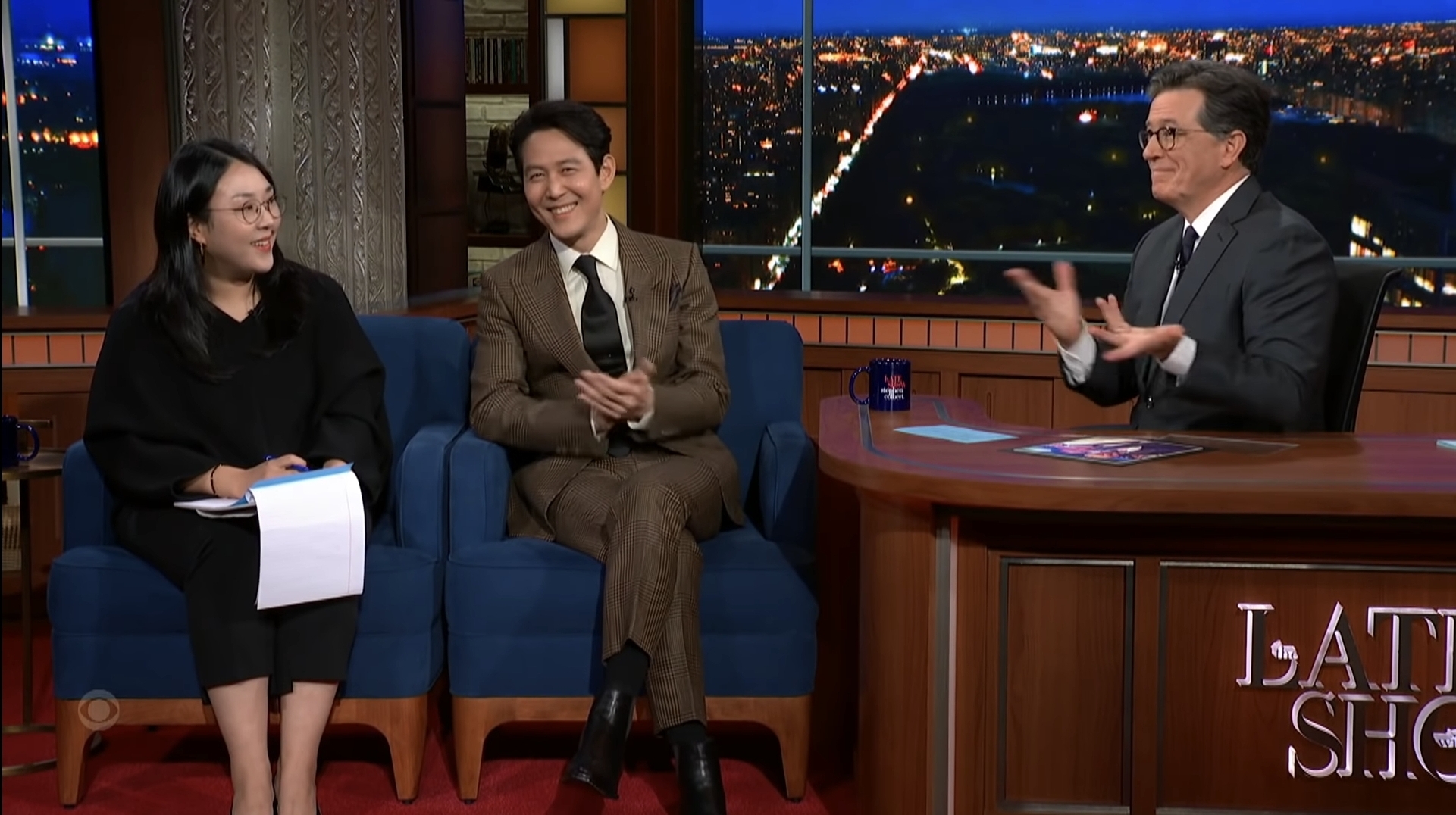 "이정재 씨, 레오나르도 디카프리오 같은 셀럽이 같이 사진 찍자고 하면 기분이 어때요?ㅎㅎ".JPG | 인스티즈