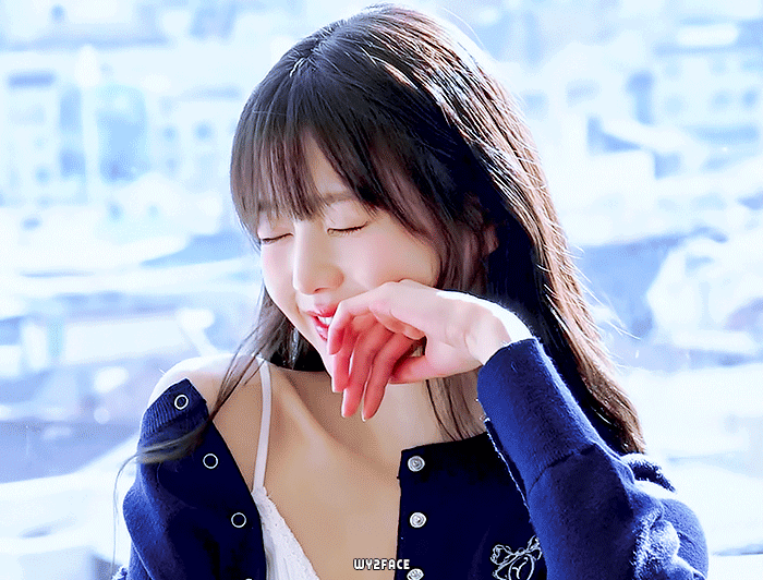 자컨에 올라온 아이브 장원영 얼굴 | 인스티즈