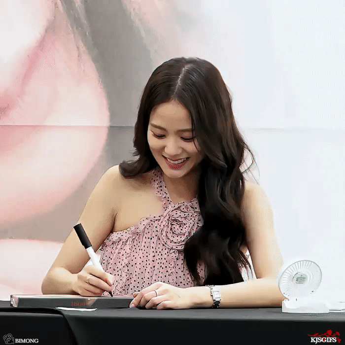 [블랙핑크] 지수 어제자 팬싸인회 미모 | 인스티즈