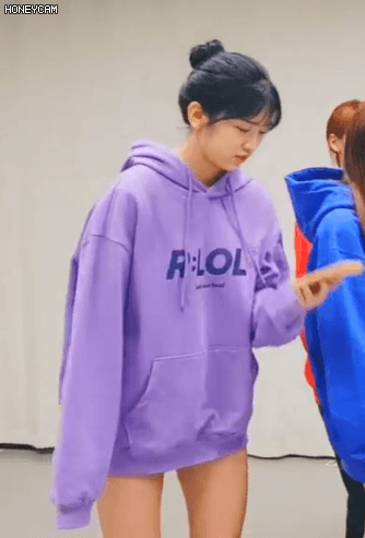 한때 유행했던 여자 아이돌 하의실종 패션 