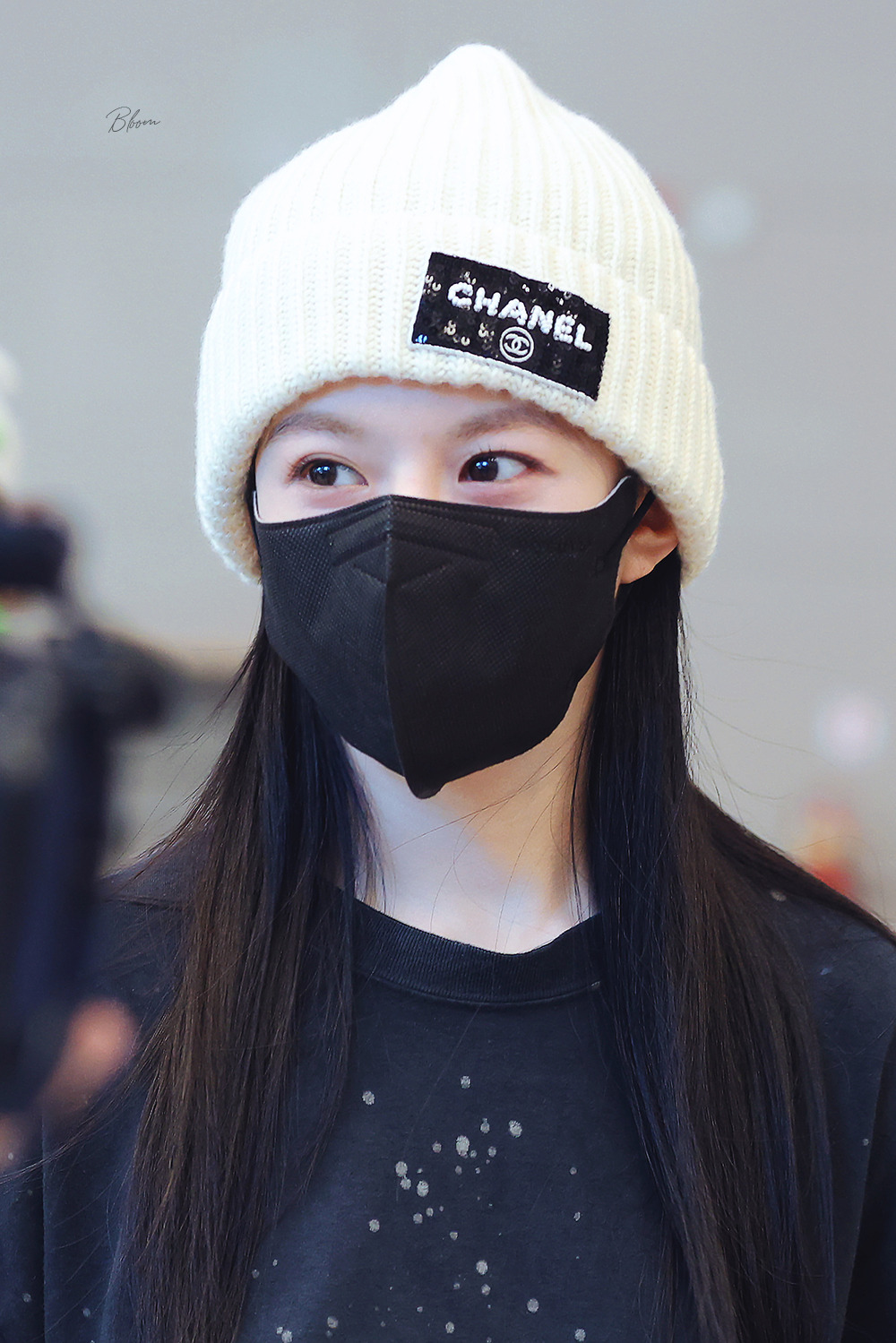 고윤정 공항 출입국.jpg | 인스티즈
