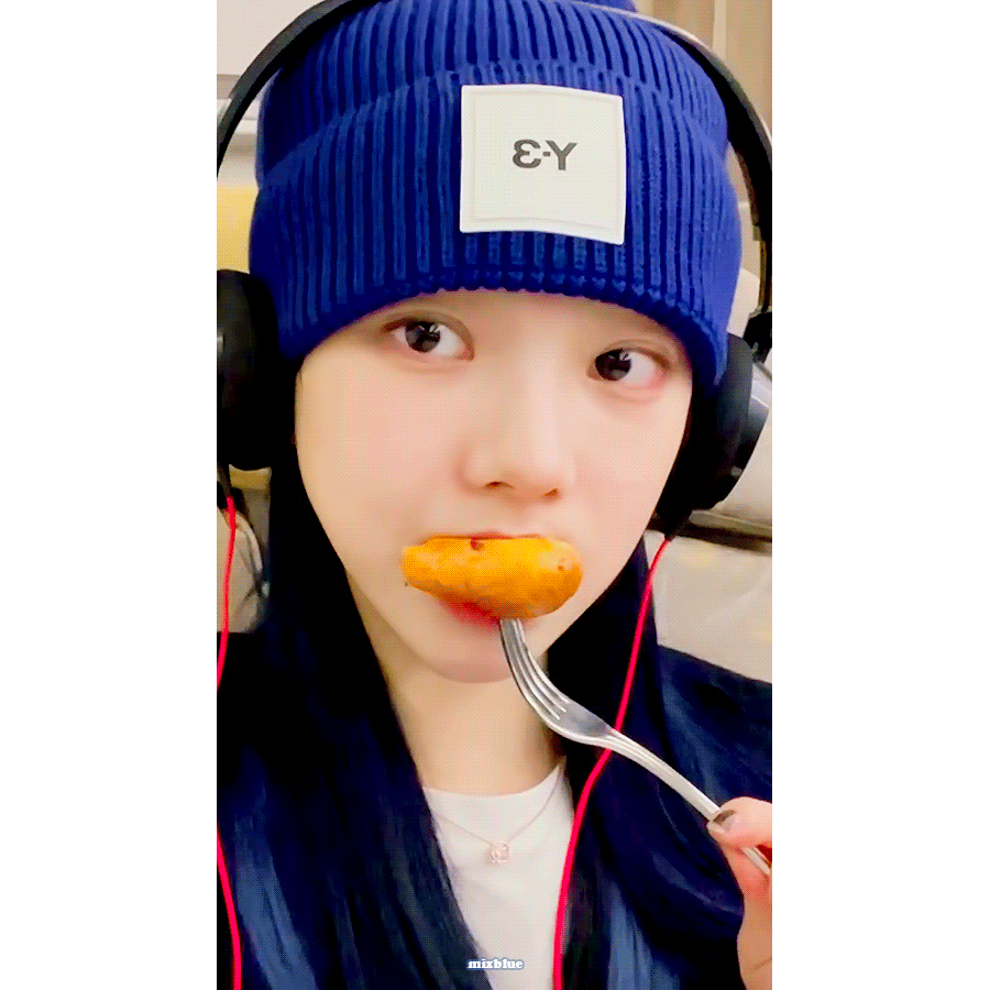 주말에 보면 더욱 좋은 카리나.gif | 인스티즈