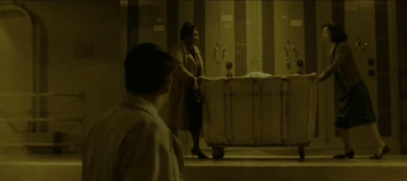 고대의 물고기 신과 사랑의 빠진 여자.gif | 인스티즈