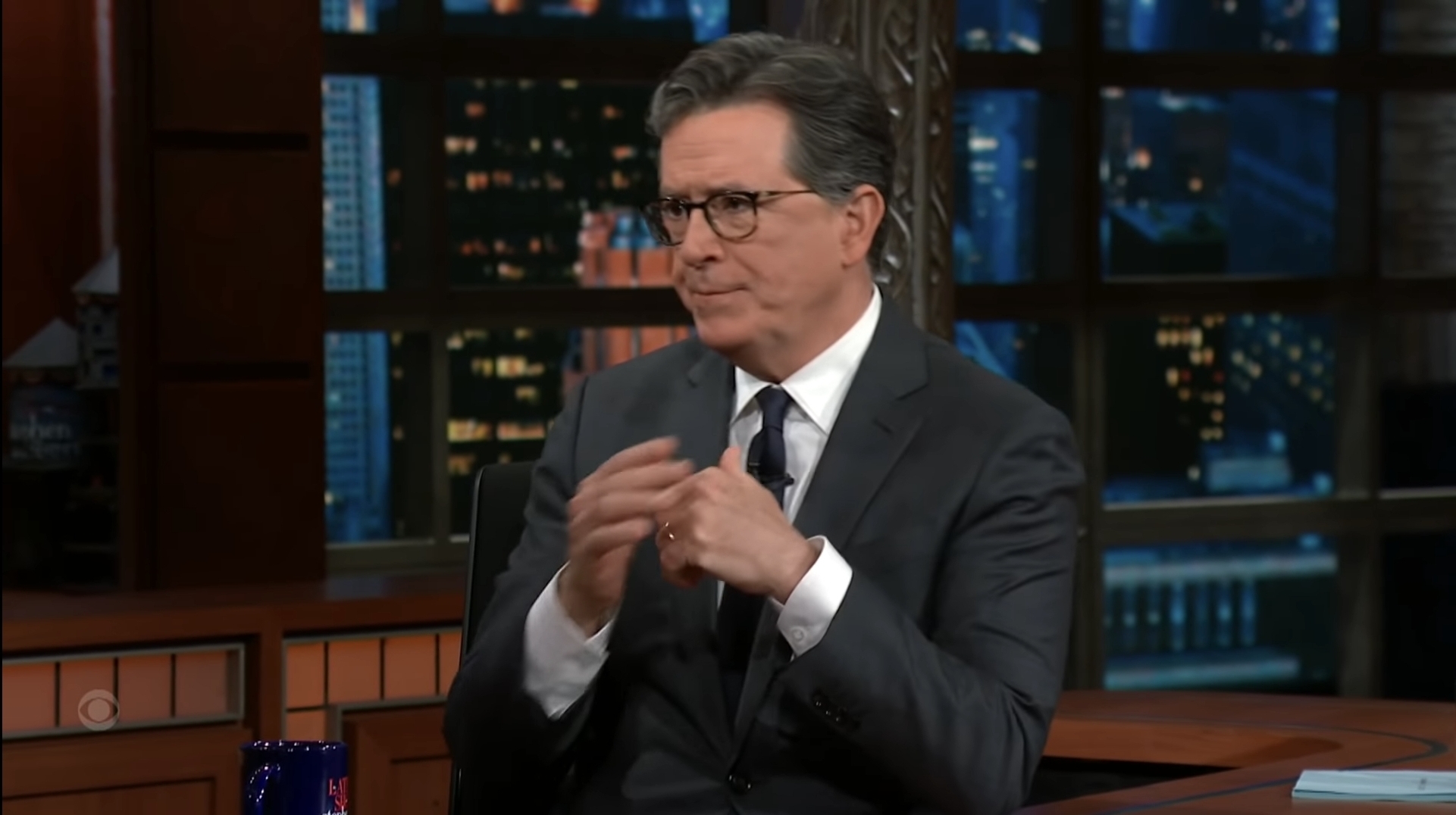 "이정재 씨, 레오나르도 디카프리오 같은 셀럽이 같이 사진 찍자고 하면 기분이 어때요?ㅎㅎ".JPG | 인스티즈